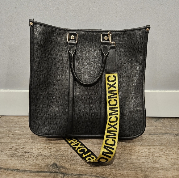 Steve Madden HandBag and Strap - Picture 2 of 6